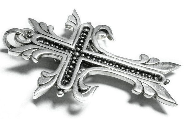 MARGUERITE CROSS PENDANT – Royal Order