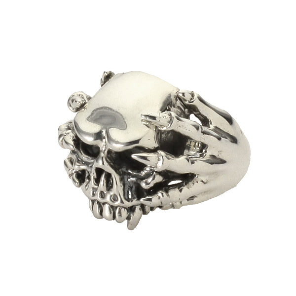HOLD ME SKULL RING