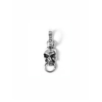 TINY SKULL HOLDING RING CHARM