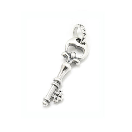 AMORE KEY PENDANT