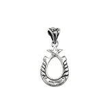 LUCKY STAR HORSESHOE PENDANT