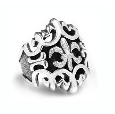 BIG FLEUR DE LIS RING w/ PAVÉ DIAMONDS