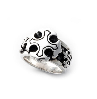TRIPLE CROSS RING