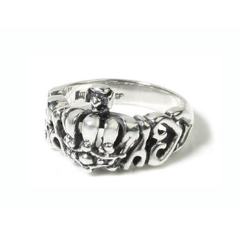 TINY ALLEGRA HEARTS RING w/ CROWN