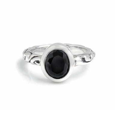 RIBBON BAND w/ OVAL CZ