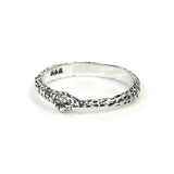 DELICATE SNAKE RING