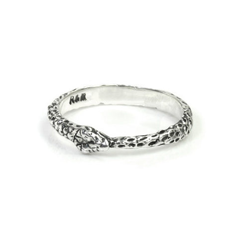 DELICATE SNAKE RING