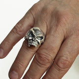 LARGE VAMPIRE SKULL RING