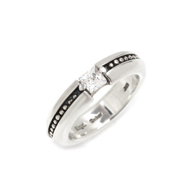 KALI SOLITAIRE RING w/ CZ