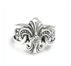 CITADEL FLEUR DE LIS RING w/ CZ – Royal Order