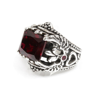 CORONET WINGED HEART RING – Royal Order